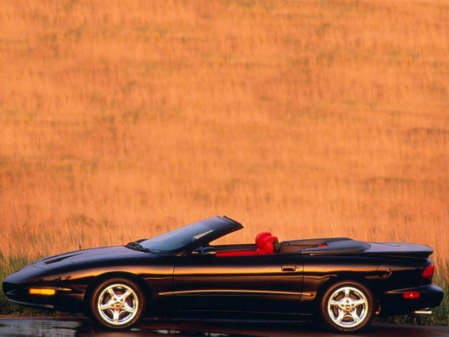 Pontiac Firebird Convertible 1993 года  (фото 2 из 3)